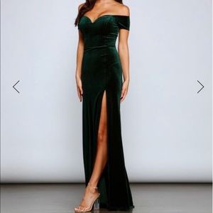 Formal Velvet Sweetheart Dress